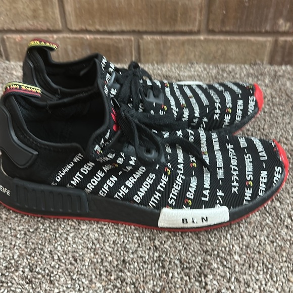 adidas BOOST NMD R1 Berlin style #EG6363 Black & White SNEAKERS size 10 Mens - Picture 2 of 8